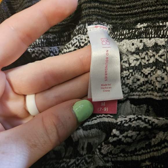 No Boundries Elephant shorts size medium 7-9 - Picture 4 of 16